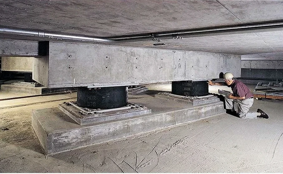 Base Isolation Seismic Design in Milwaukee